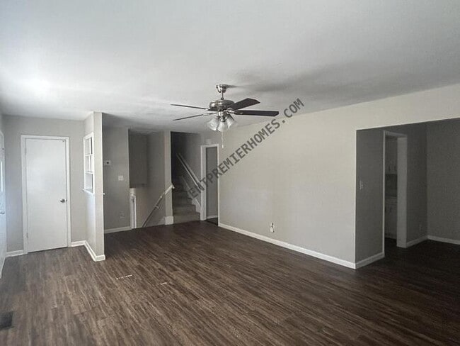 Photo - 101 W 31st St