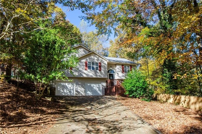 Photo - 2470 Cambridge Hills Rd