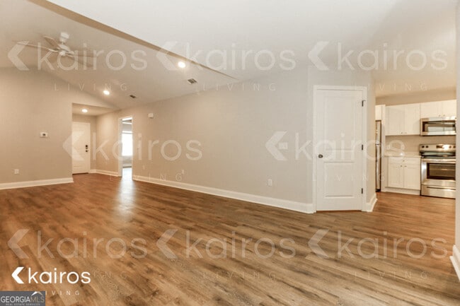 Photo - 153 Cottage Grove Rd