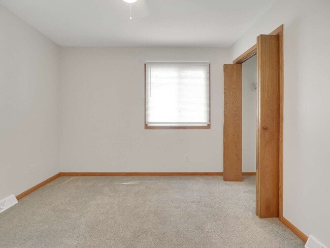 Photo - Cozy 4 Bed home in Lauderdale