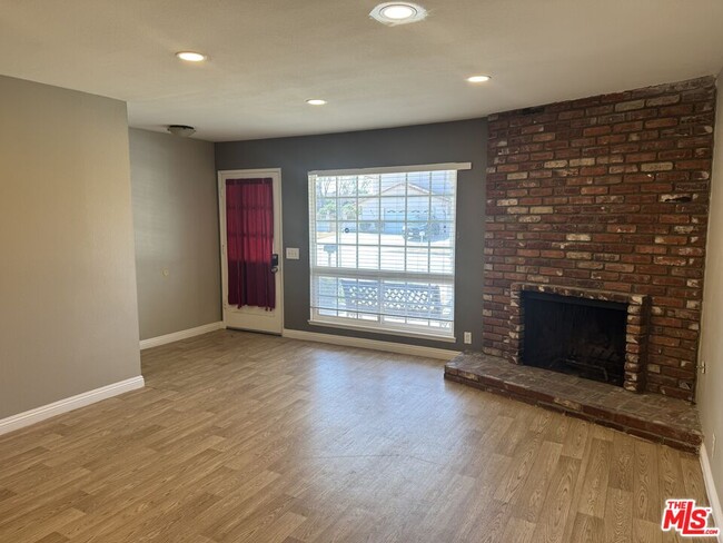 Photo - 631 Pepper Tree Dr