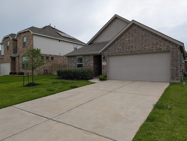 Building Photo - 7020 Terra Ln