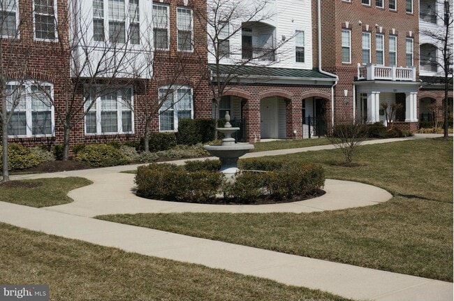 Photo - 5801 Clipper Ln Unit 2
