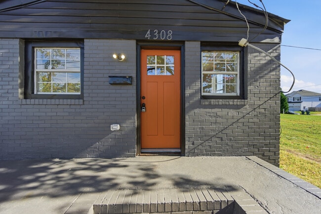 Photo - 4308 Roanoke Ave