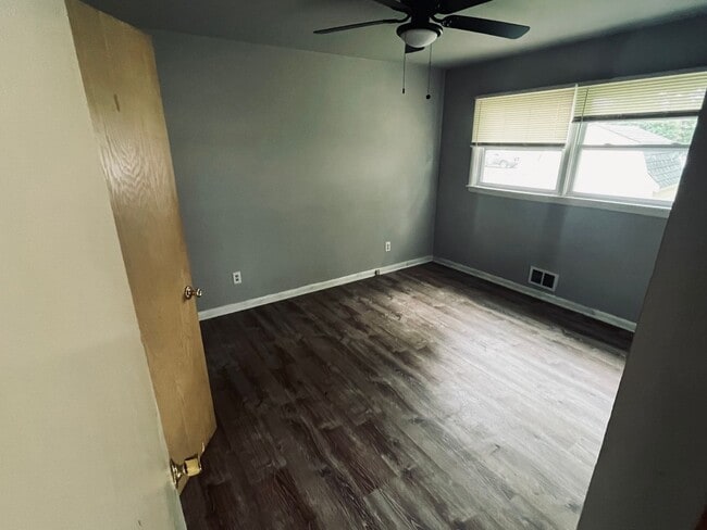 Photo - 508 Greenfield Rd Unit 2