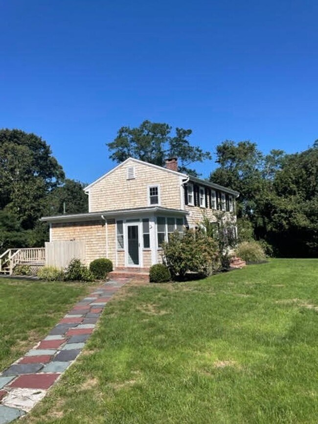 Photo - Center Street 3 bedroom