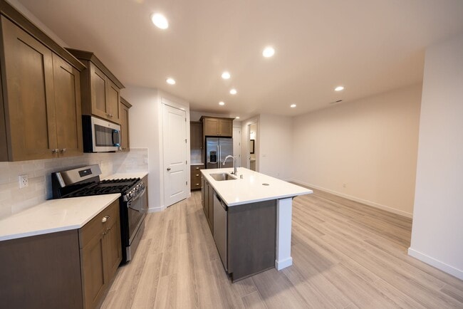 Photo - Brand New! - 3 Bedroom Townhome in Vancouv...