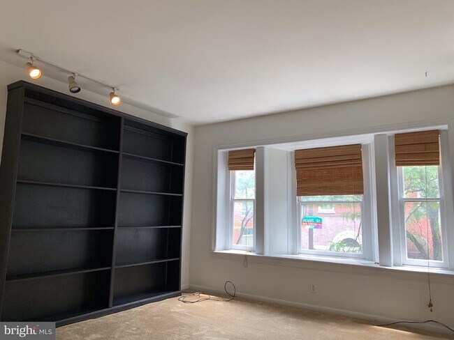 Photo - 1203 Locust St