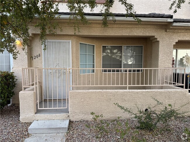 Building Photo - 1208 Dusty Creek St Rental