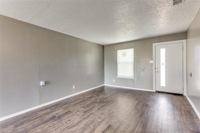 Photo - 3126 Hunter St