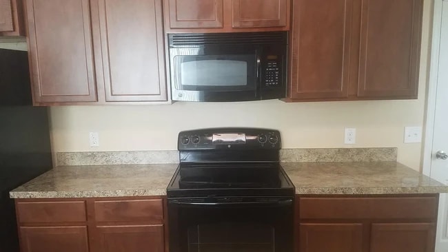 Photo - 1860 Soldiers Pass