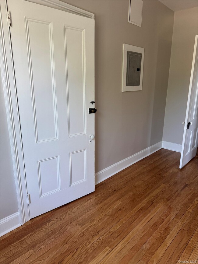 24 Oakland Ave Unit 2R