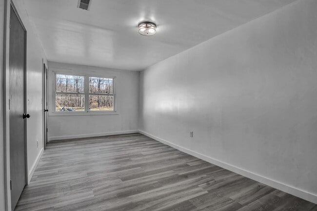 Photo - 5836 East Ln