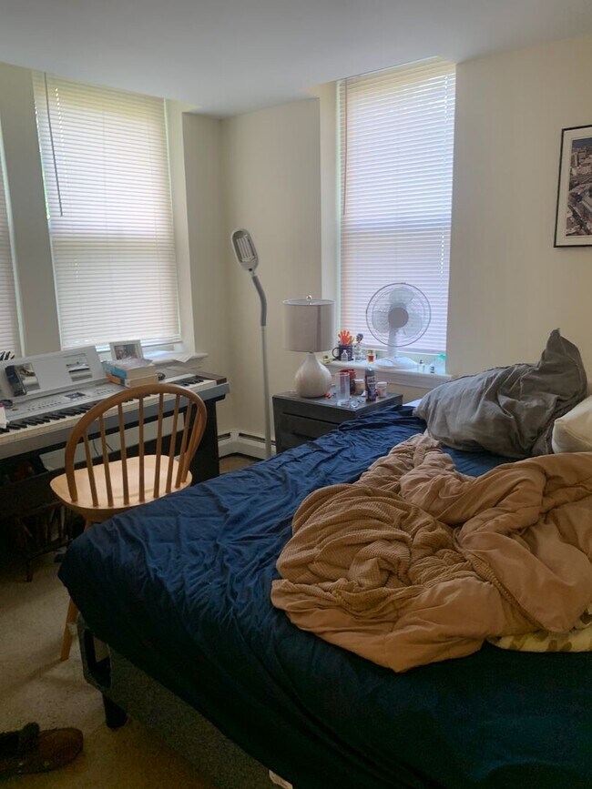 Photo - 18 Colborne Rd