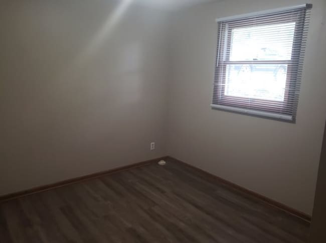 Photo - 290 Garfield St