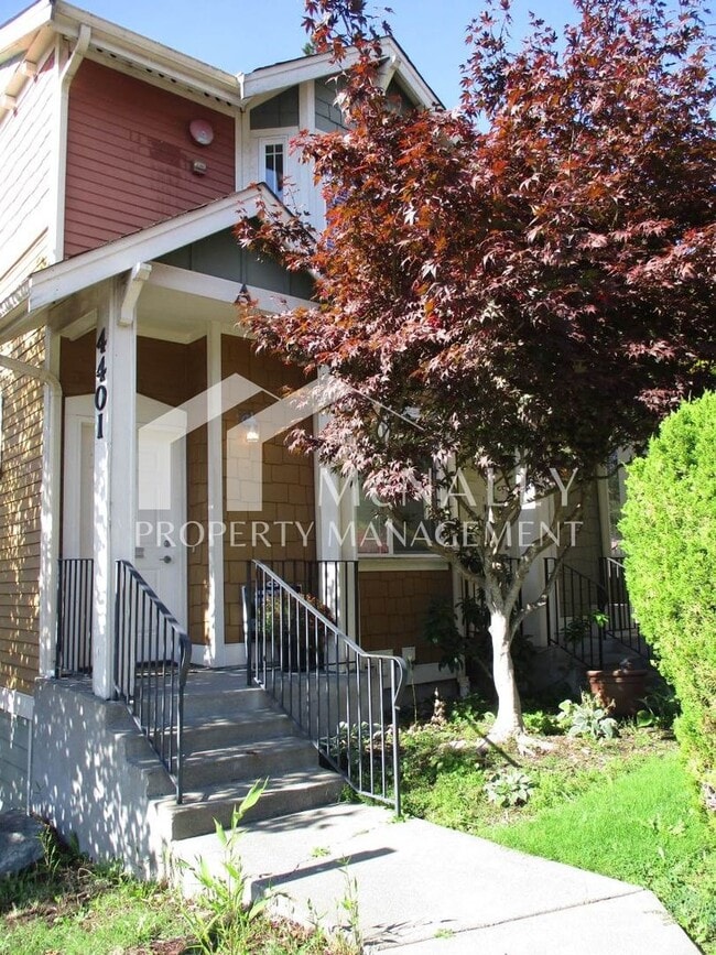 Building Photo - 2 Bedrooms 2.5 bath Townhome in Tacoma