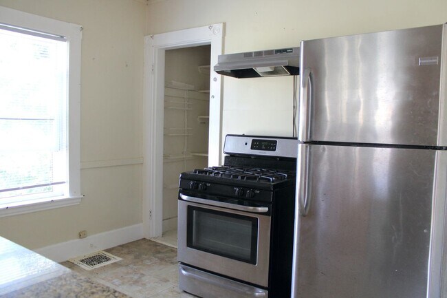Photo - 14 Pond St Unit #2r