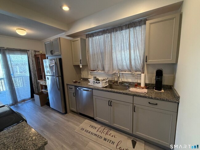 Photo - 322 Clark Ave