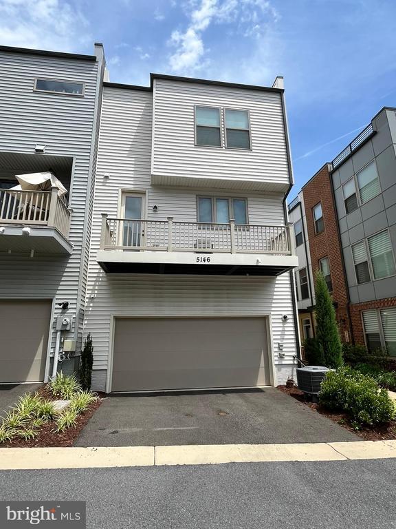 Photo - 5146 Longstone Way