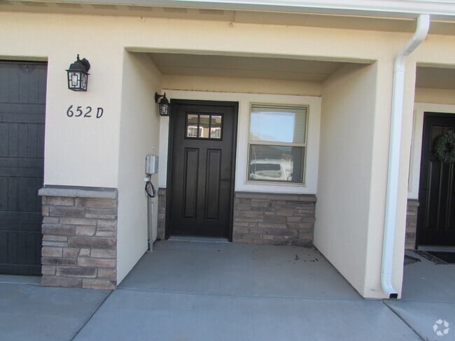 Building Photo - 652 Emma Ln Rental