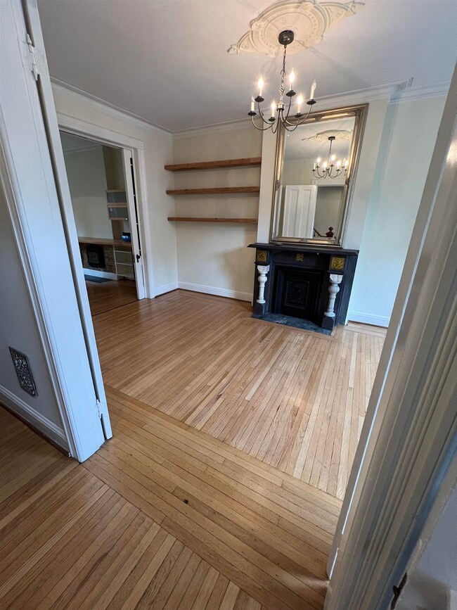 Photo - 325 PACIFIC Ave Unidad 2