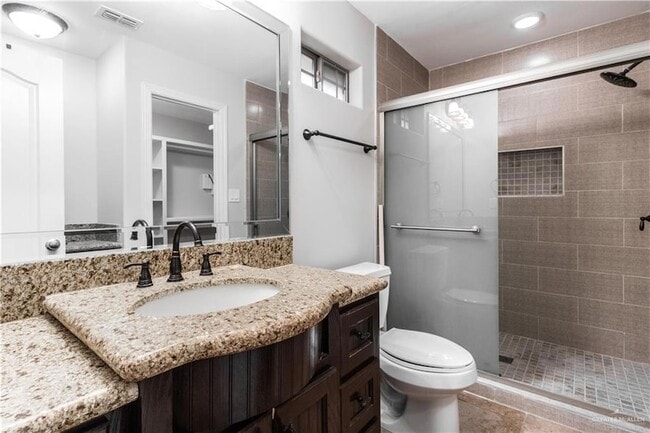 Photo - 4616 Xanthisma Ave W