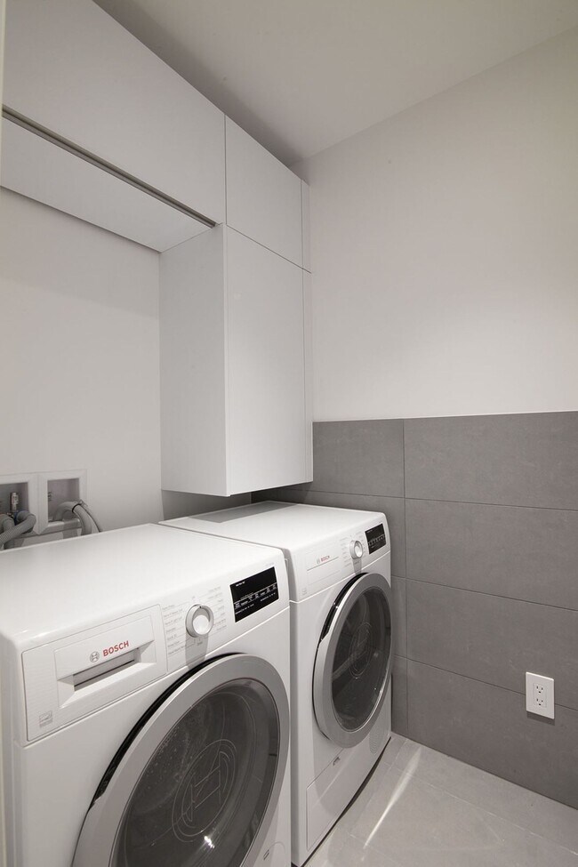 Photo - 4555 Av. Bonavista Unit 910