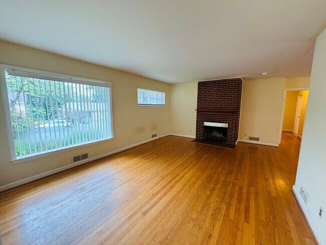 Photo - 3 Bedroom 1 Bath House