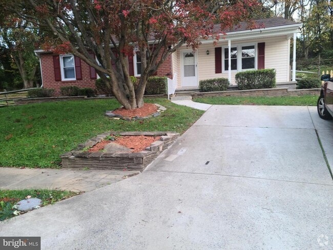 Building Photo - 2607 Bradwell Ct Rental