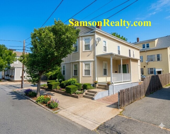 Photo - 81 Hope St Unit 1st