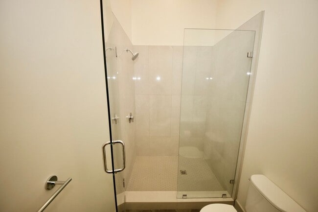 Photo - New Willow Glen Dream Back Cottage