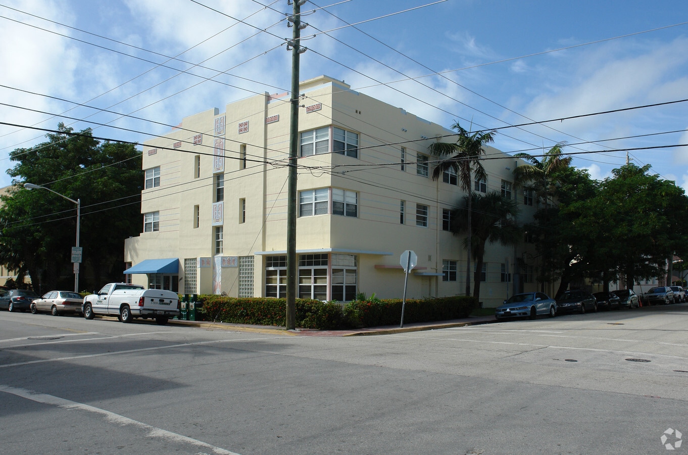 Mayfair Residence Community - Mayfair Residence Community Apartments