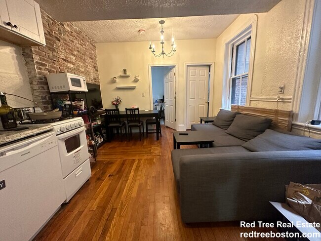 72 Revere St Unit 3R