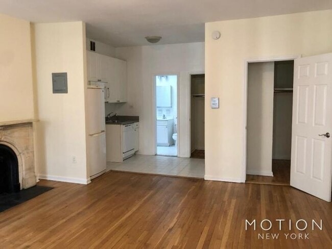 Building Photo - 0 bedroom in New York NY 10019 Unit 5A Rental