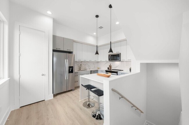 Photo - 1512 Barbee St Unit A