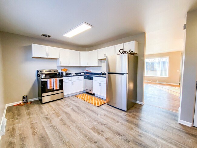 Catalpa Crossing Apartments