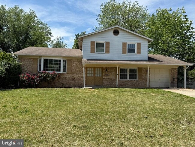 Photo - 7905 Esther Dr House