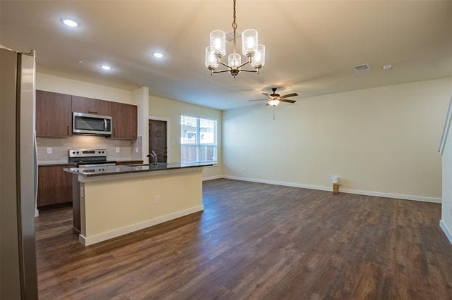 Photo - 713 Wheatfield Dr