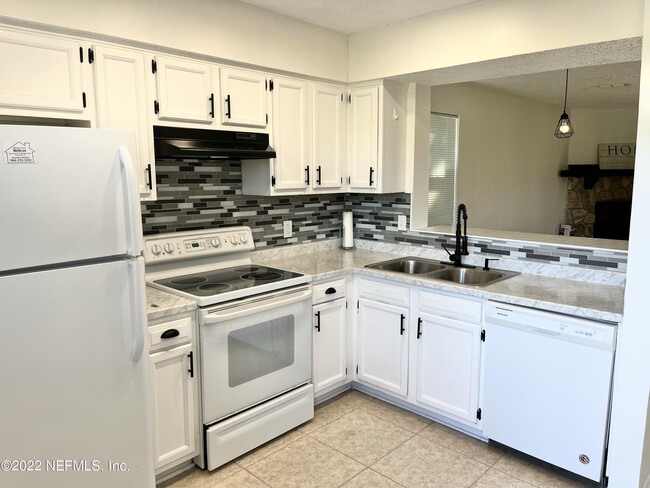 Photo - 2066 Utah Ave