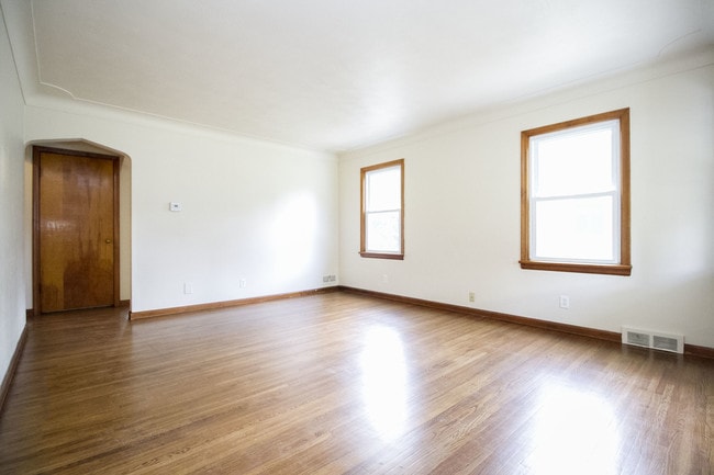 Photo - 2133 Dority Rd