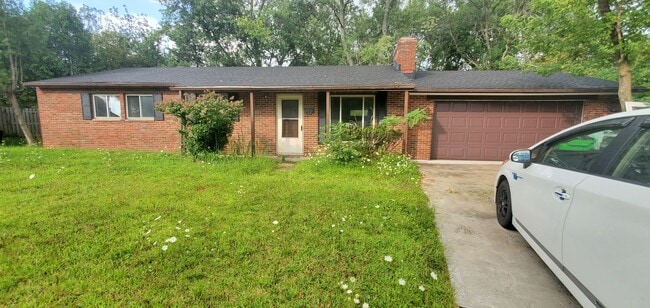 Building Photo - Charming 3-Bedroom Ranch in Bedford Heights Rental