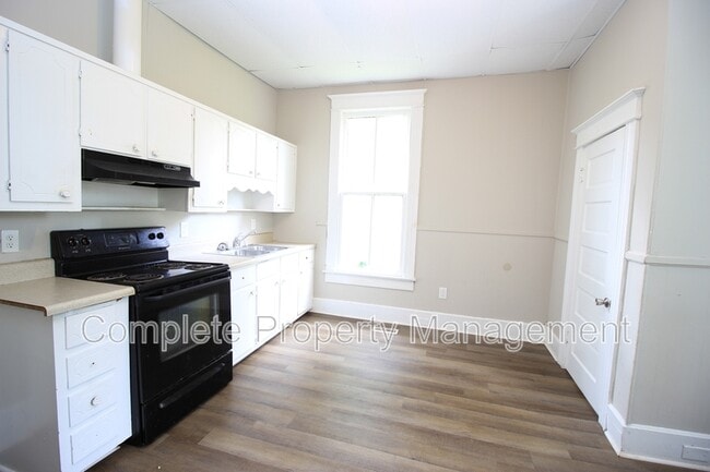 524 Fulton Ave SW