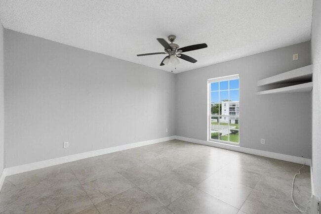Photo - 7980 N French Dr Unit 305