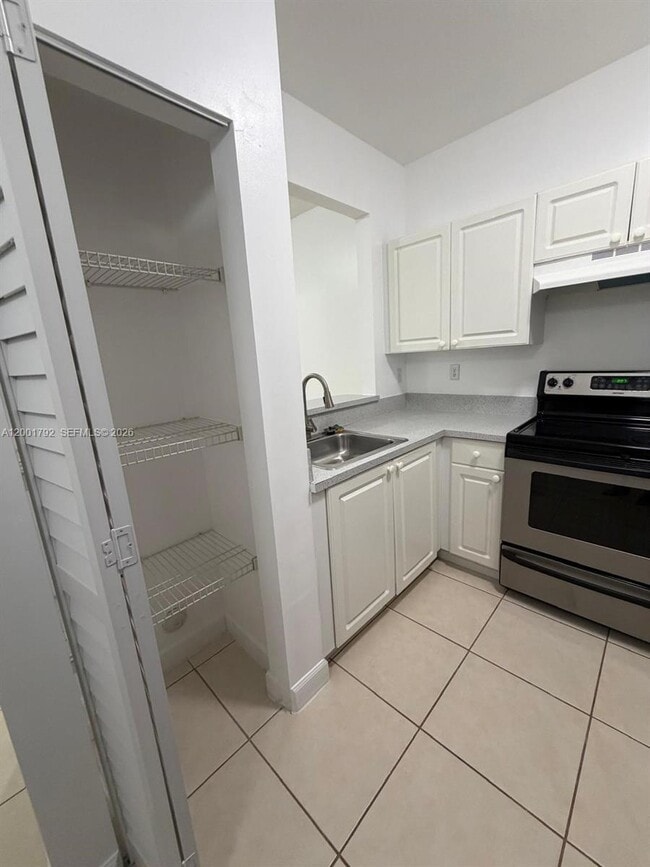 Photo - 1300 NE 109th St Unit 404