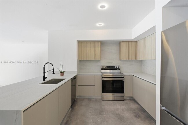 Photo - 16380 Briar Patch Pl