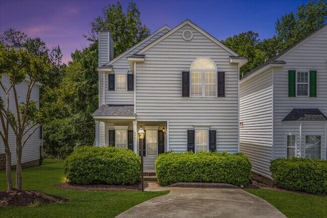 Building Photo - ***Coming Soon!***Beautiful Raleigh Town H... Rental