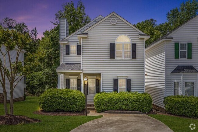 Building Photo - ***Coming Soon!***Beautiful Raleigh Town H... Rental