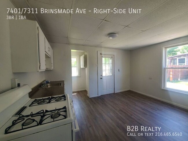 Photo - 7401/7311 Brinsmade Ave-Right-Side Unit Unit Right-Side