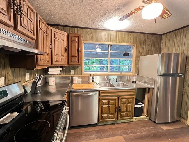 Photo - 110 Harbor Side Dr