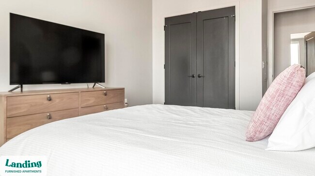 Photo - 299 DeBaliviere Ave Unit S525